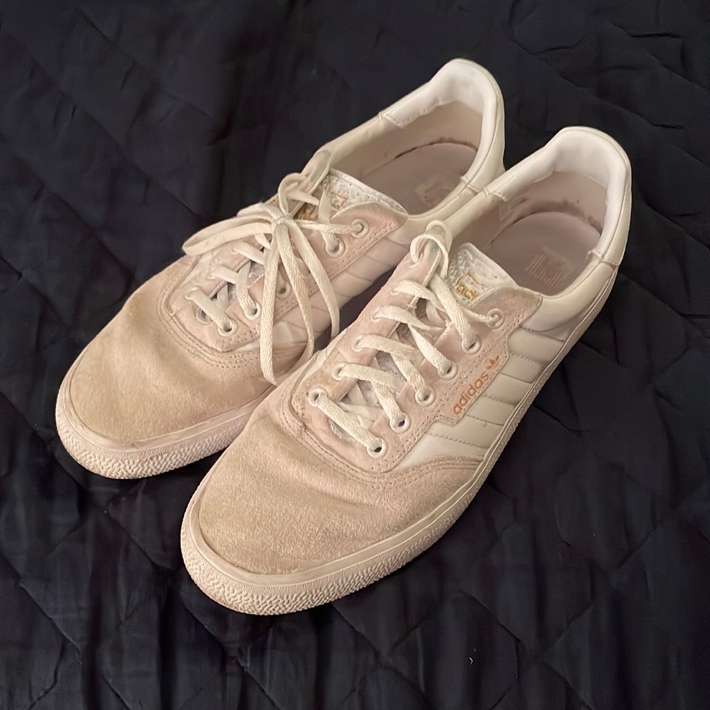Adidas Tennis Shoes